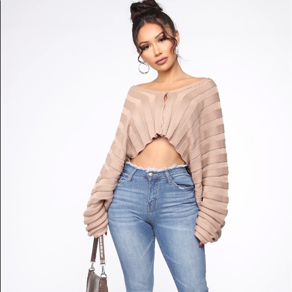 ❌SOLD❌ Cropped cardigan - Picture 7 of 9